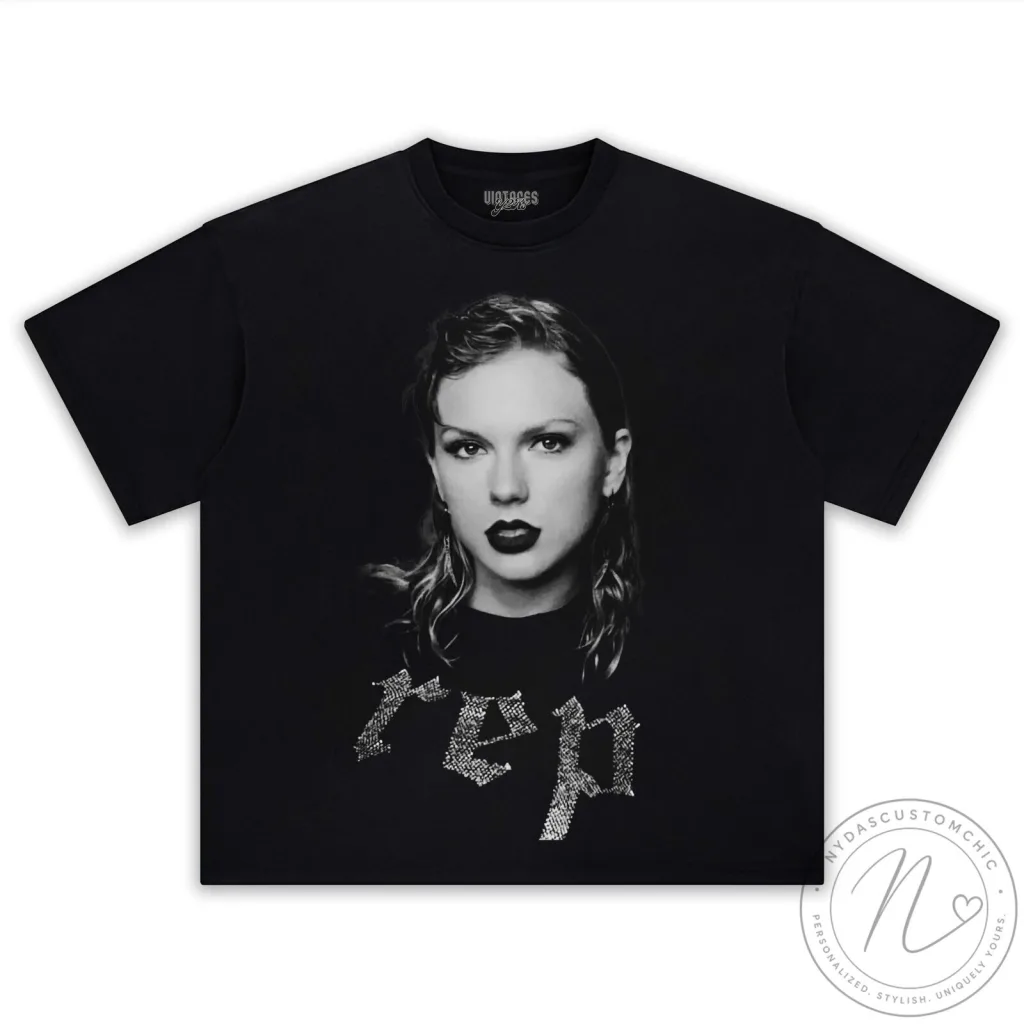 Taylor Swift Reputation Album Black and White Portrait T-Shirt Taylor Swift Reputation Album Black and White Portrait T-Shirt