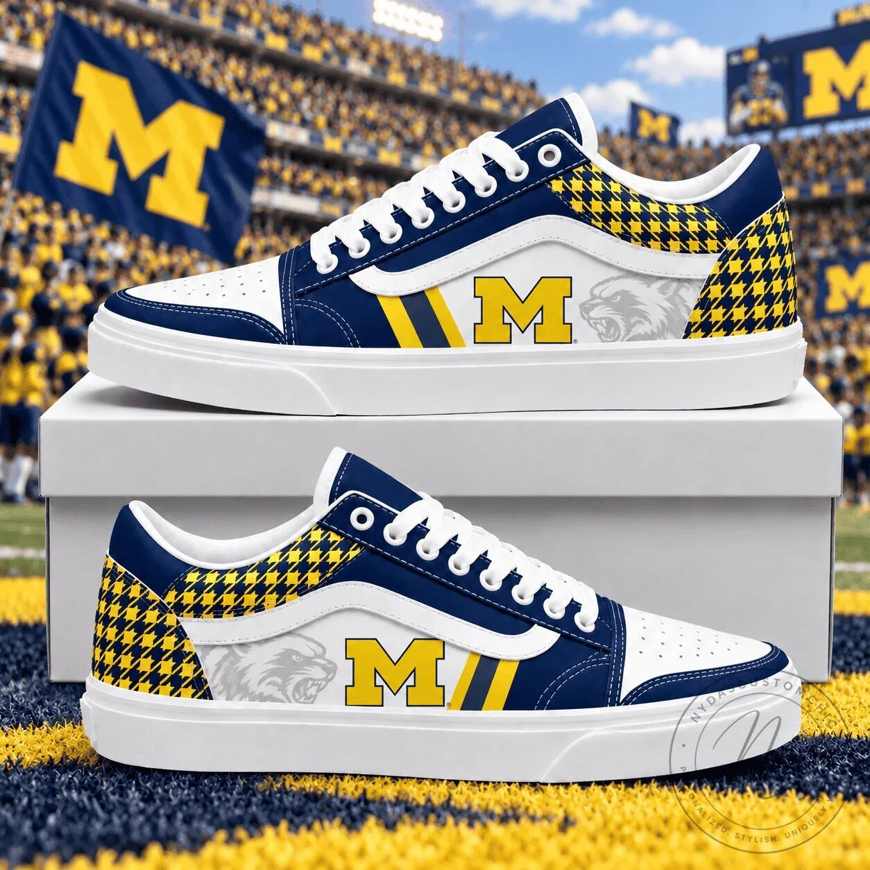 Michigan Wolverines NCAA Classic Houndstooth Sideline Fan Shoes 2 Michigan Wolverines NCAA Classic Houndstooth Sideline Fan Shoes