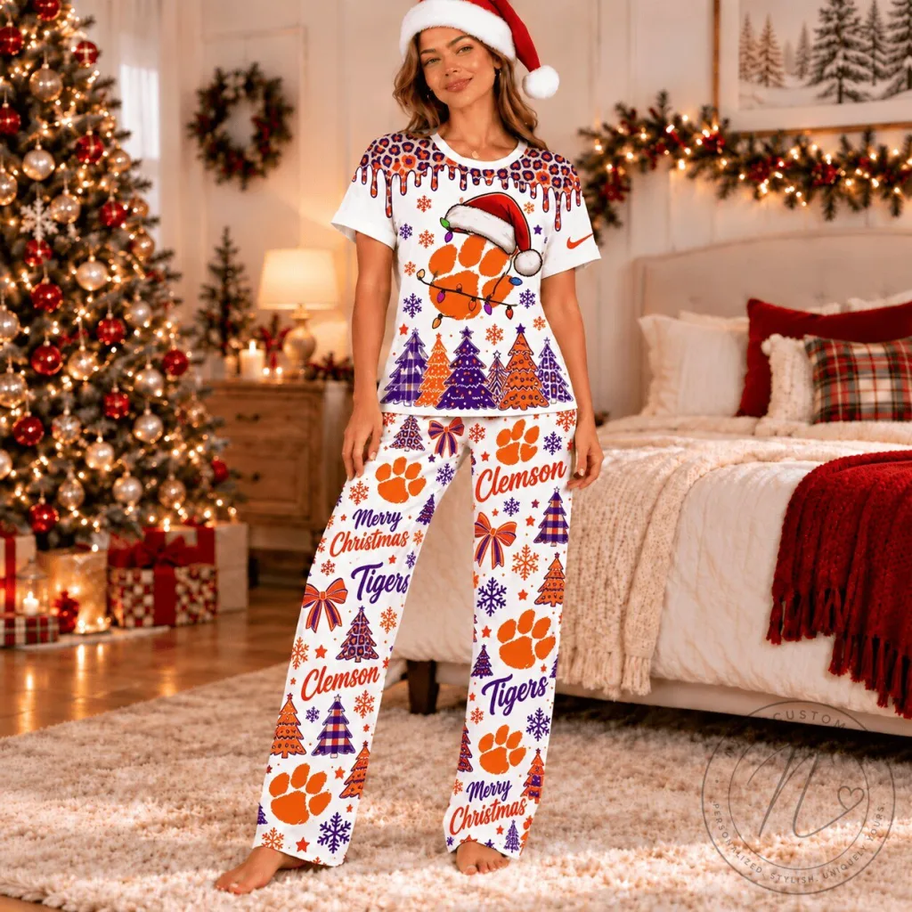 Clemson Tigers Christmas Leopard Drip Holiday Pajamas Set Clemson Tigers Christmas Leopard Drip Holiday Pajamas Set